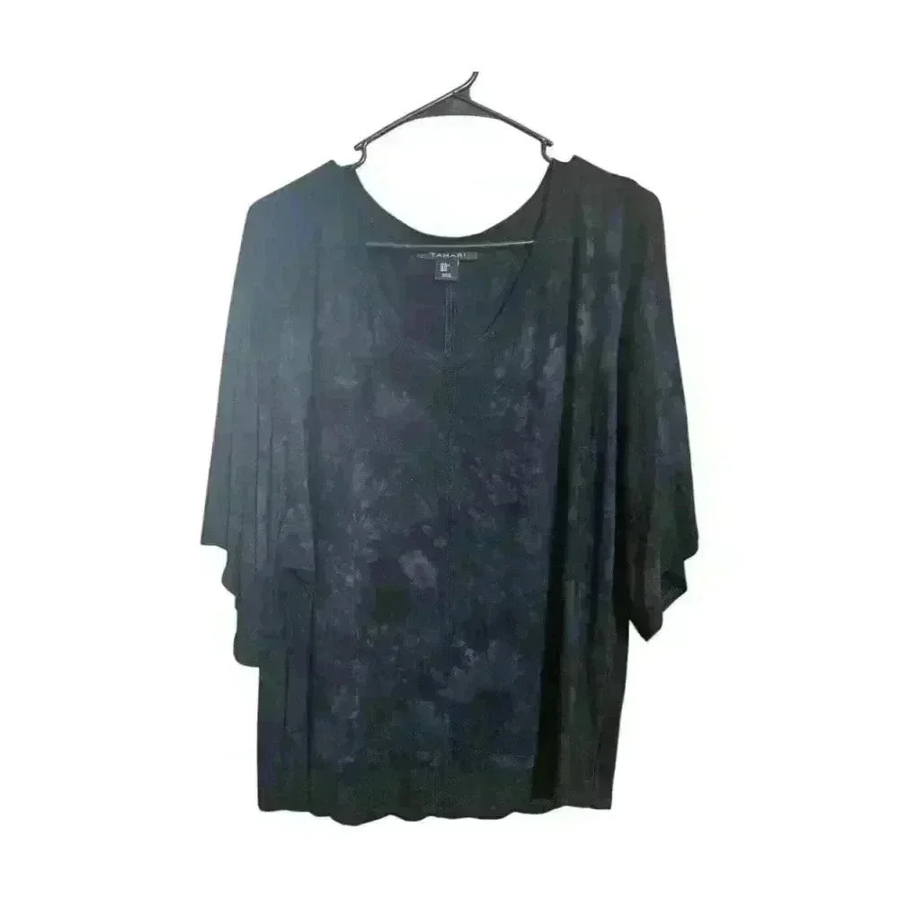 Tahari dolman sleeve blouse!